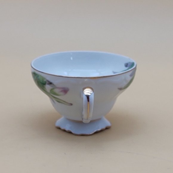 Tea Cup and Saucer by Ucagco - Picture 7 of 11